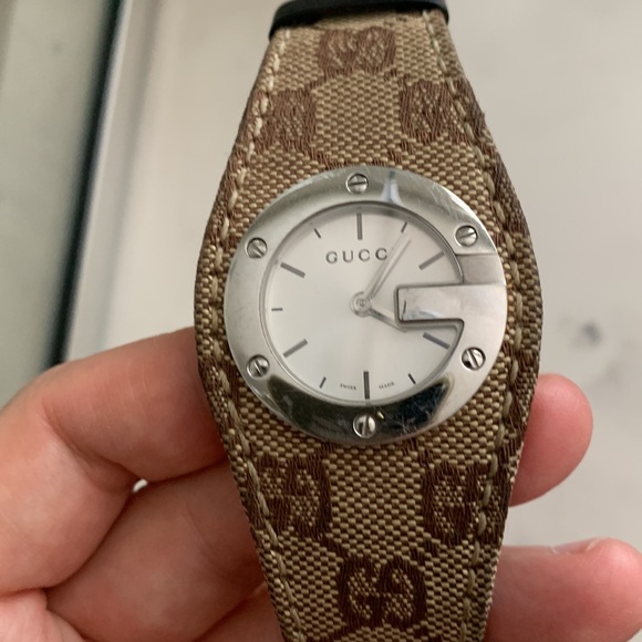 - GUCCI🤎 - Picture 8 of 9